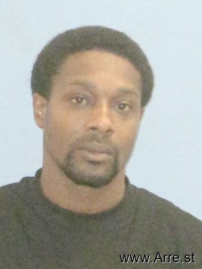 Brandon D Banks